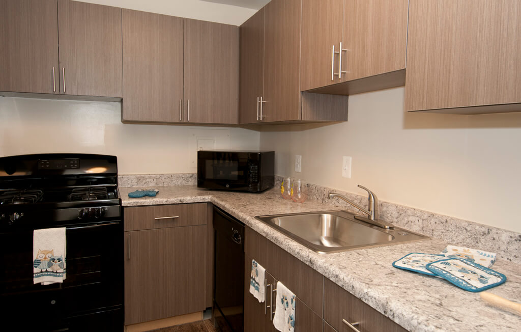 large kitchen auden place apartments Glenmont Metro